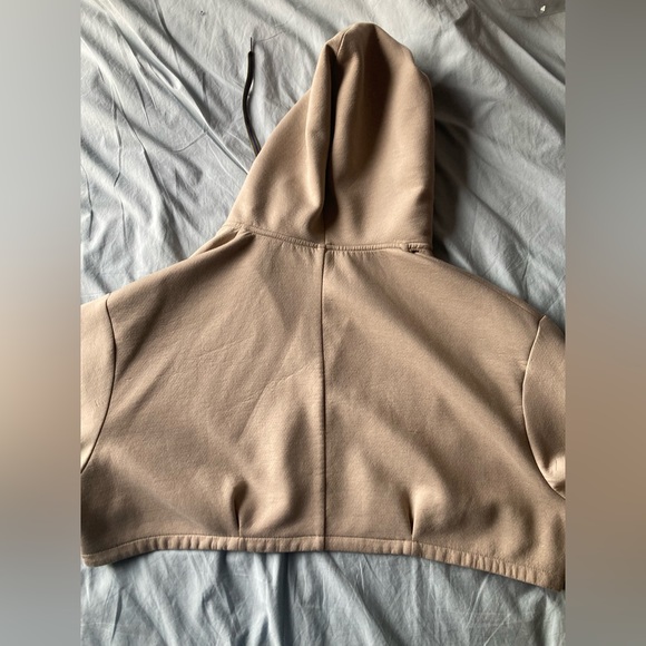 Mizuno ronda rousey reputation cropped zip up - Picture 6 of 6